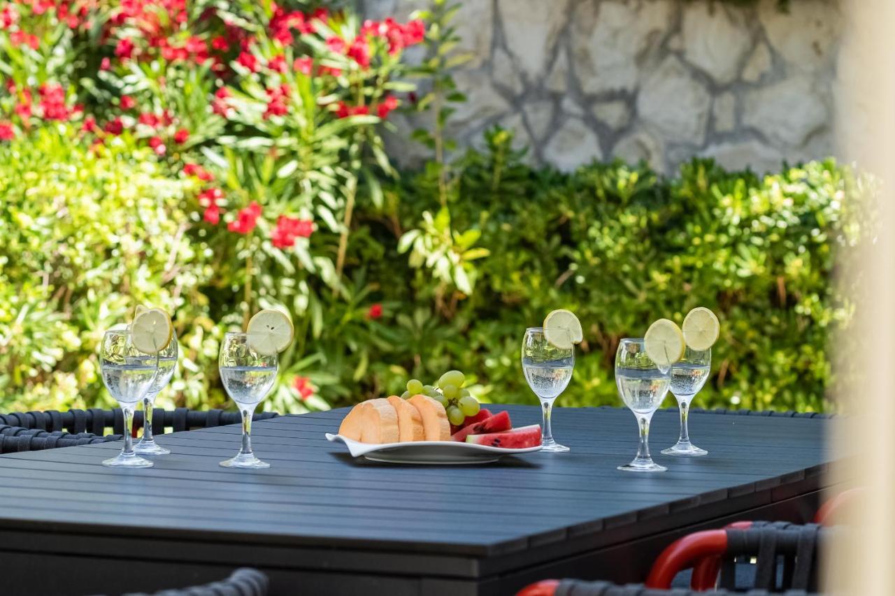 Luxury Two-Floor Apartment In Petrcane With Garden And Pool Exteriér fotografie